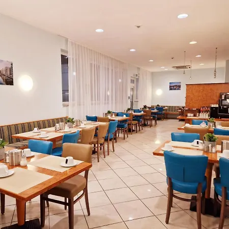 Hotel Trip Minerva Frankfurt 3*