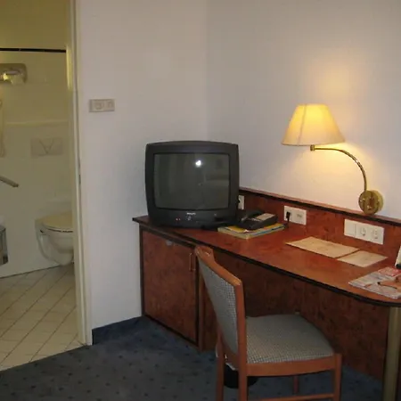 Trip Minerva Frankfurt 3*