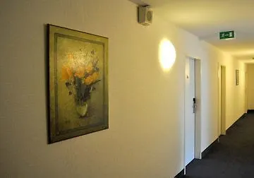 Hotel Trip Minerva Frankfurt 3*