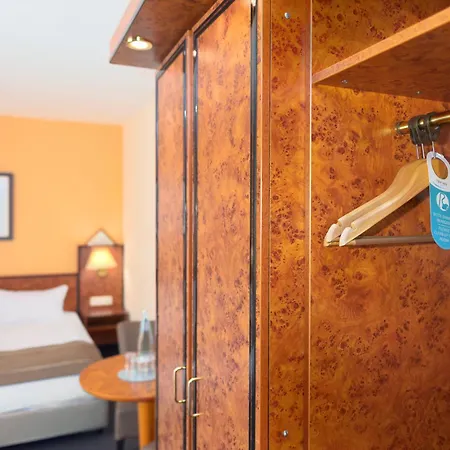 Trip Minerva Frankfurt فندق 3*