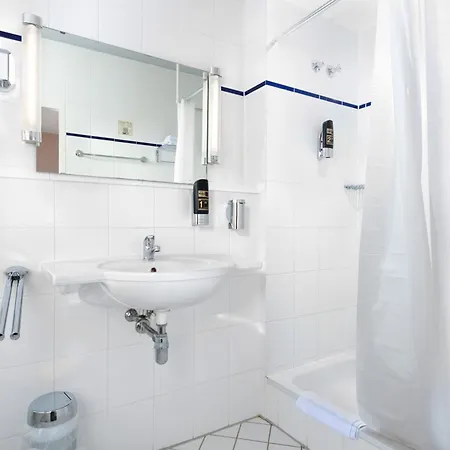 Trip Minerva Frankfurt 3*