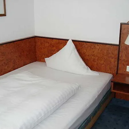 Trip Minerva Frankfurt 3* 美因河畔法兰克福