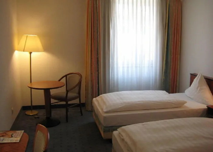 Trip Minerva Frankfurt 3*