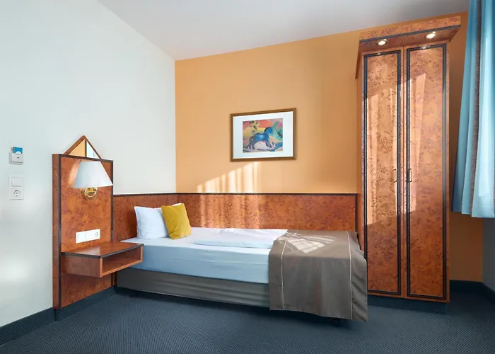 Trip Minerva Frankfurt Szálloda 3*