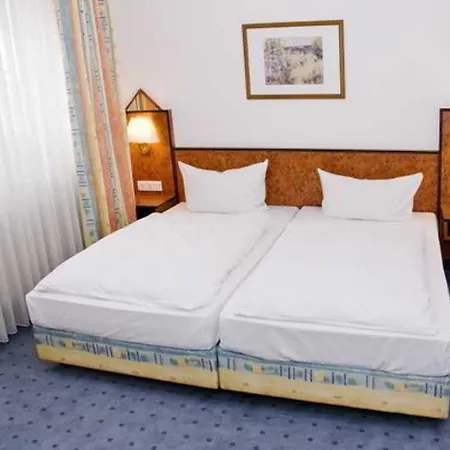 Trip Minerva Frankfurt Otel