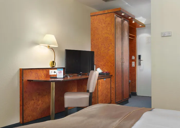 Trip Minerva Frankfurt فرانكفورت